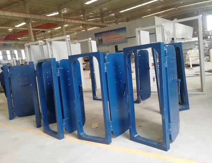 ��������