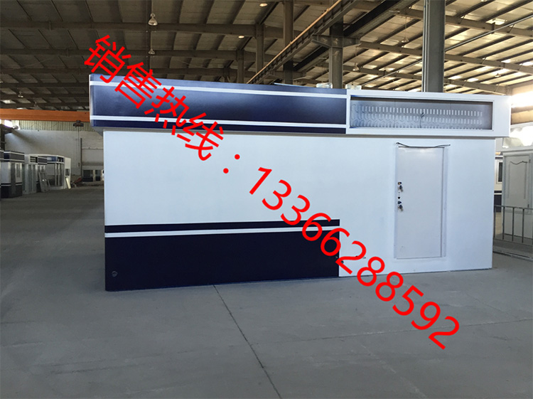 ���и������